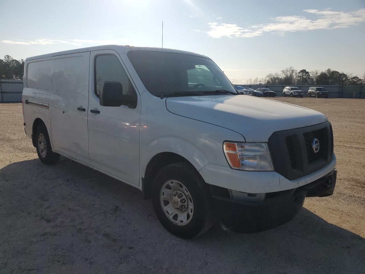 2013 Nissan NV - Image 4