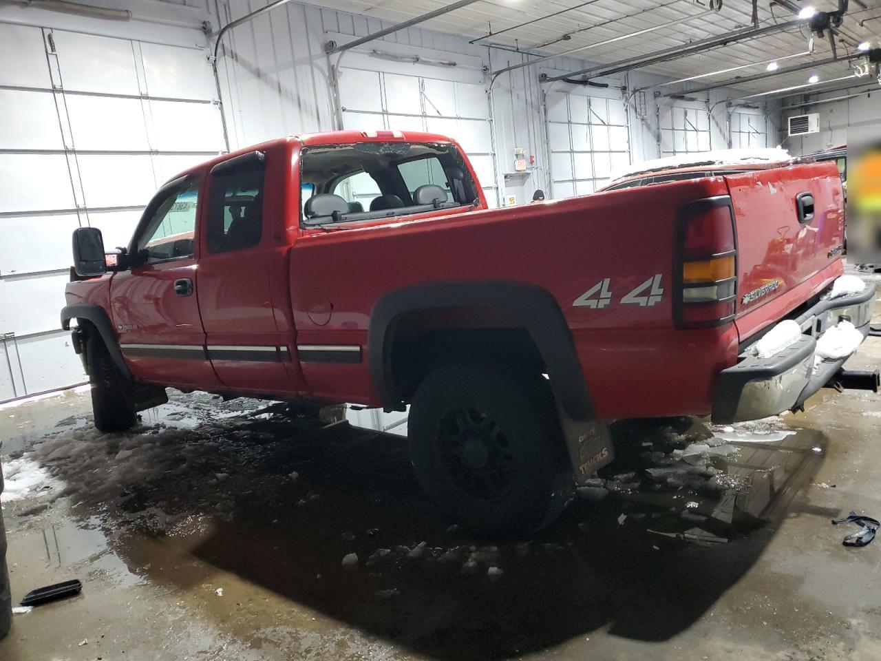 2002 Chevrolet Silverado - Image 2