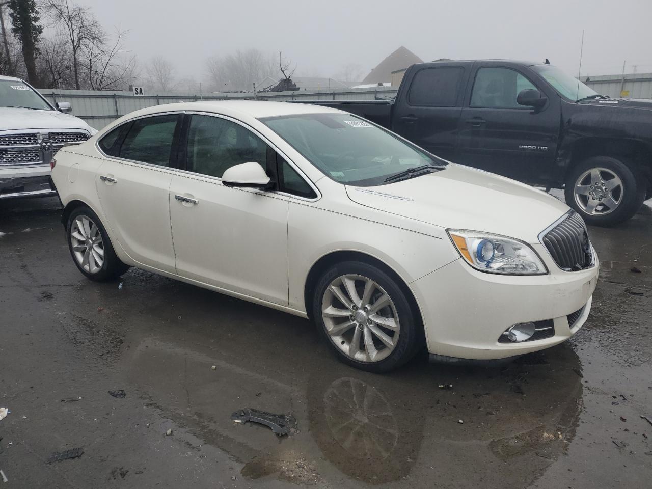 2013 Buick Verano - Image 4
