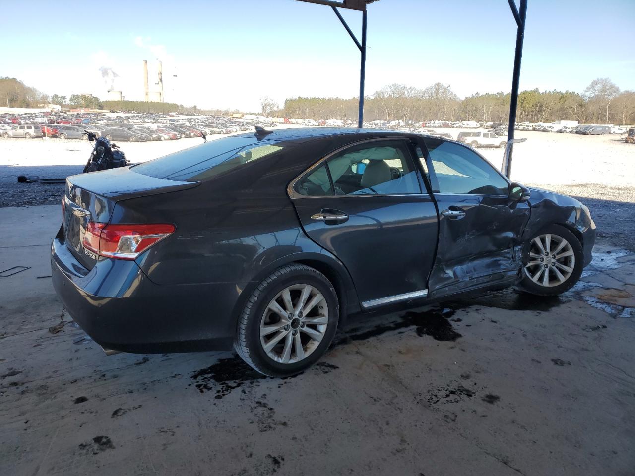 2011 Lexus ES - Image 3