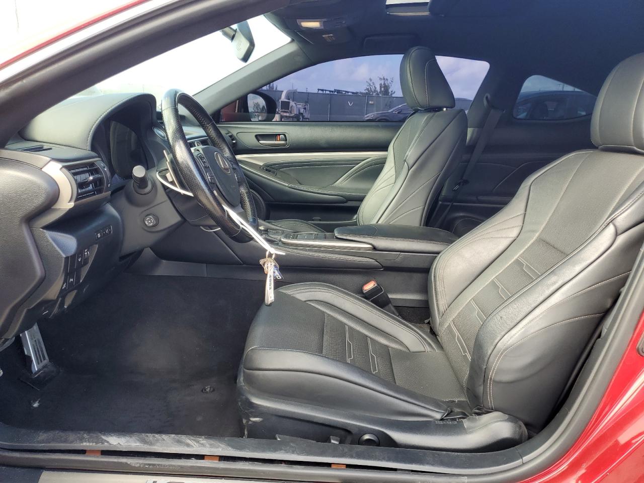 2017 Lexus RC - Image 7