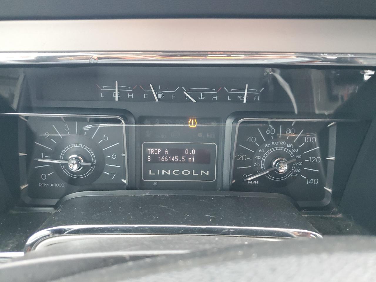 2008 Lincoln Navigator - Image 9