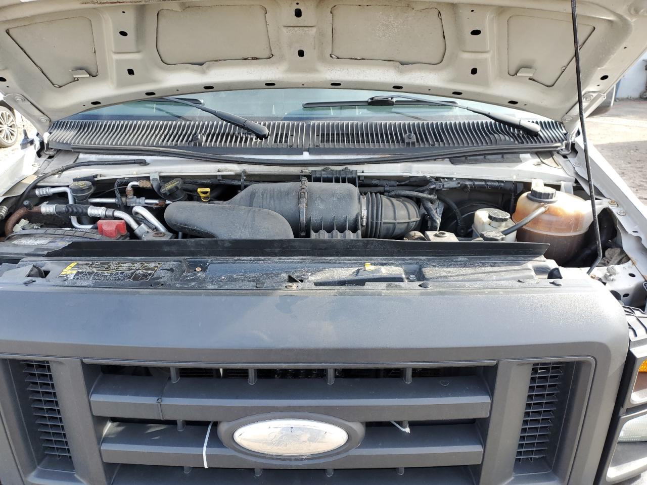 2014 Ford Econoline - Image 12