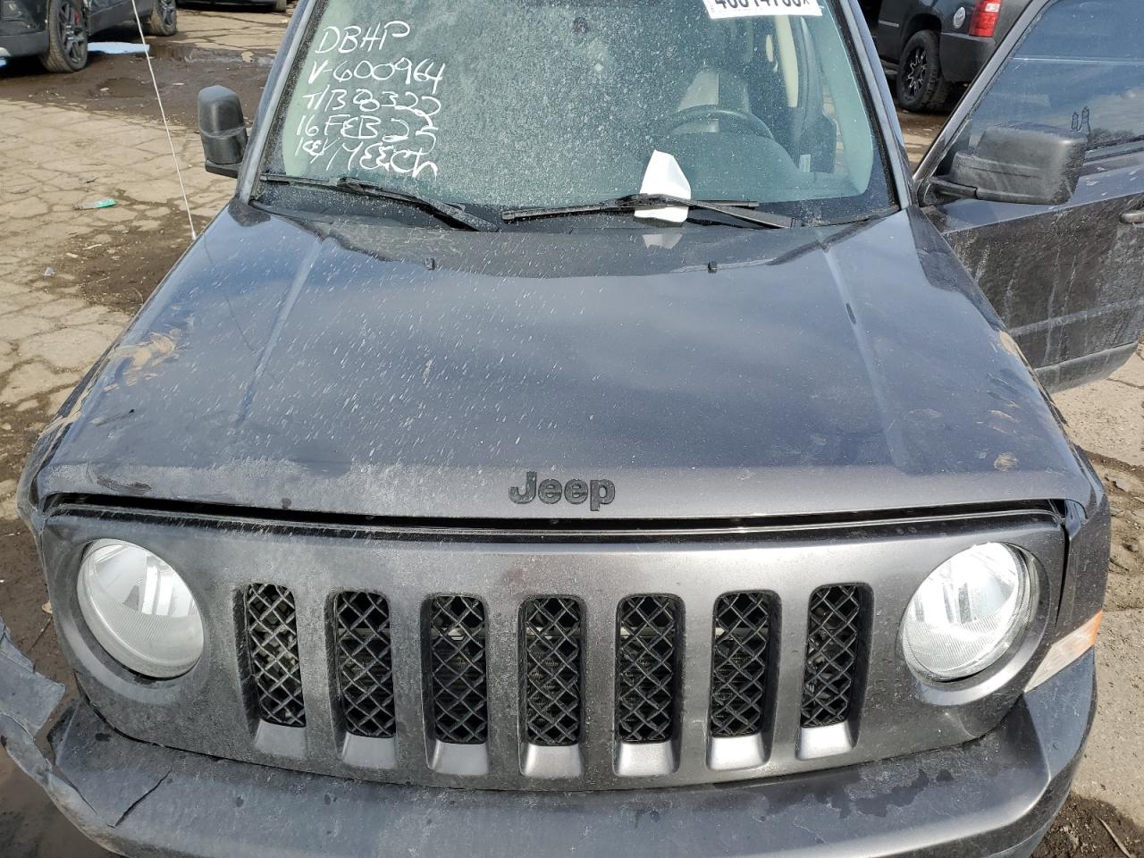 2016 Jeep Liberty (Patriot) - Image 11