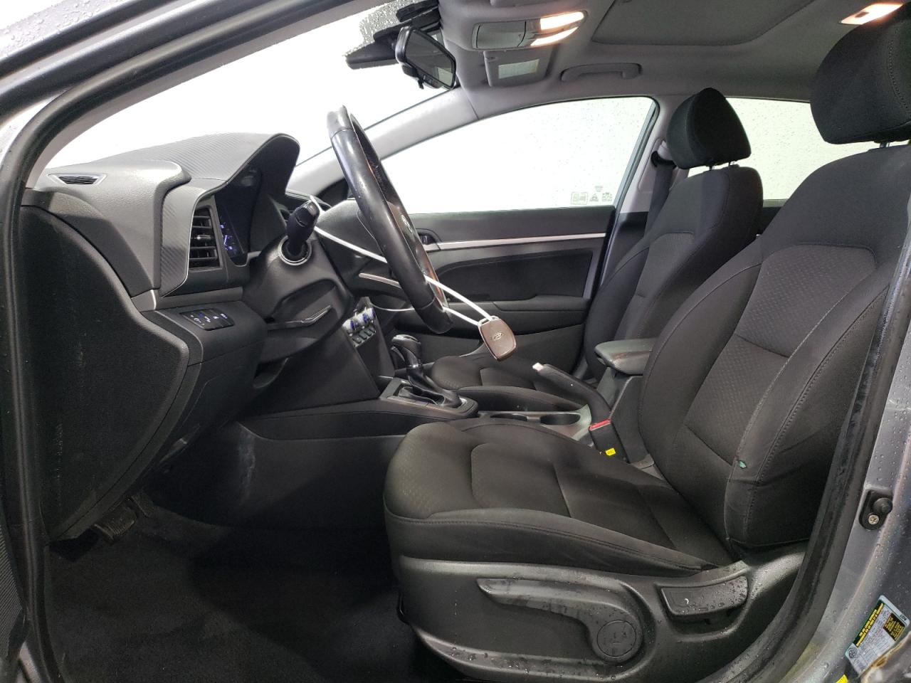 2019 Hyundai Elantra - Image 7