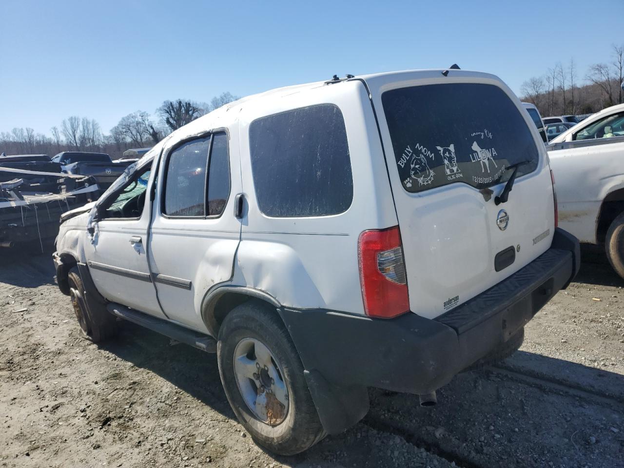 2004 Nissan XTerra - Image 2