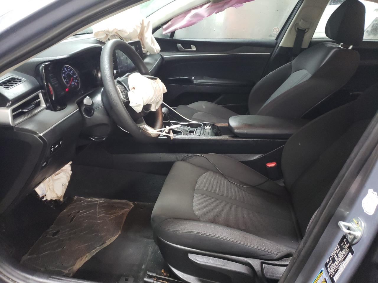 2023 Kia K5 - Image 7