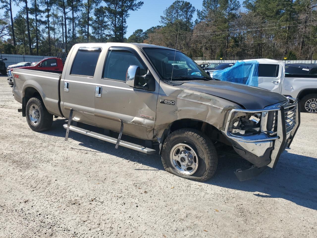 2004 Ford F250 - Image 4