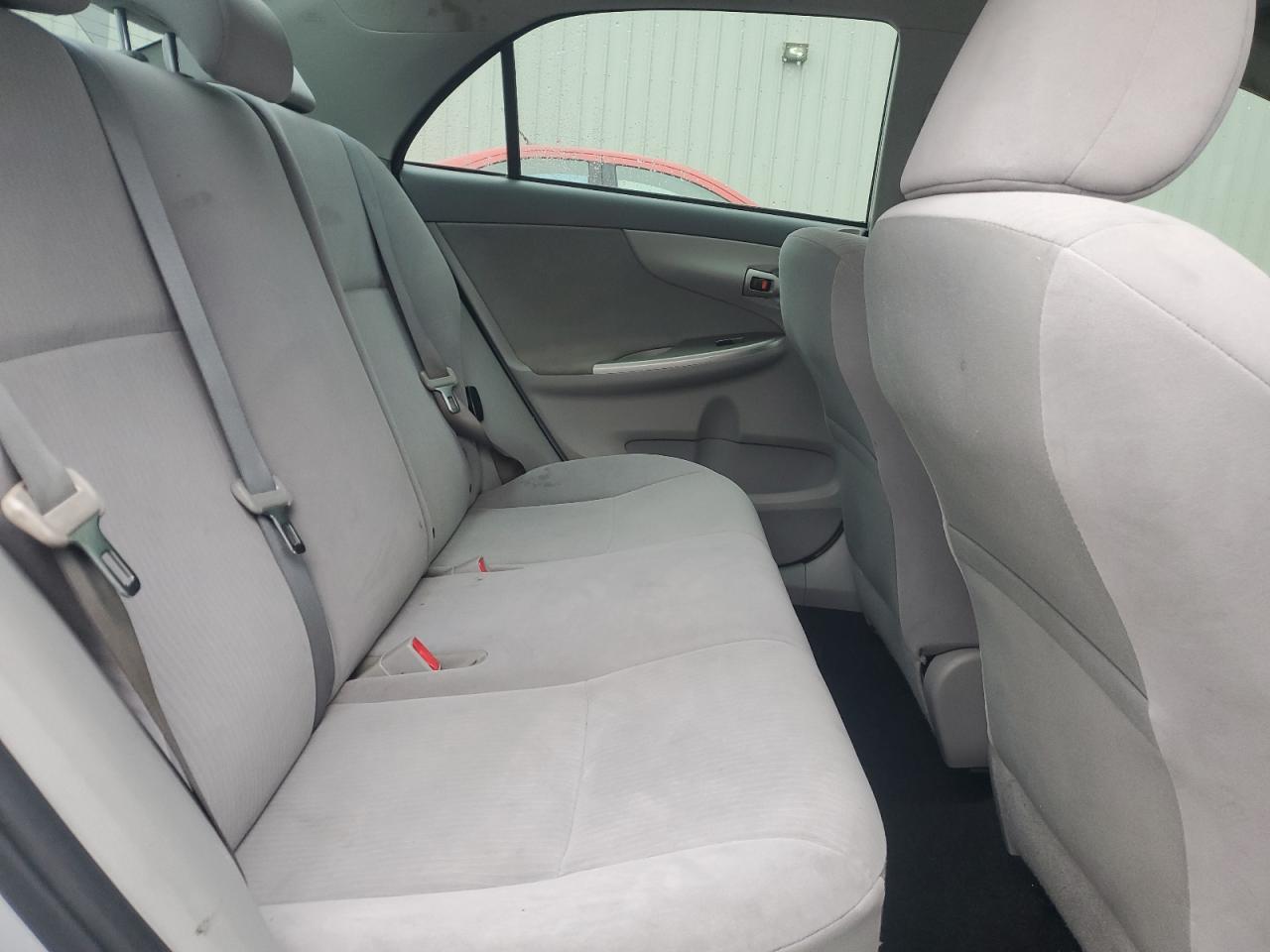 2010 Toyota Corolla - Image 10