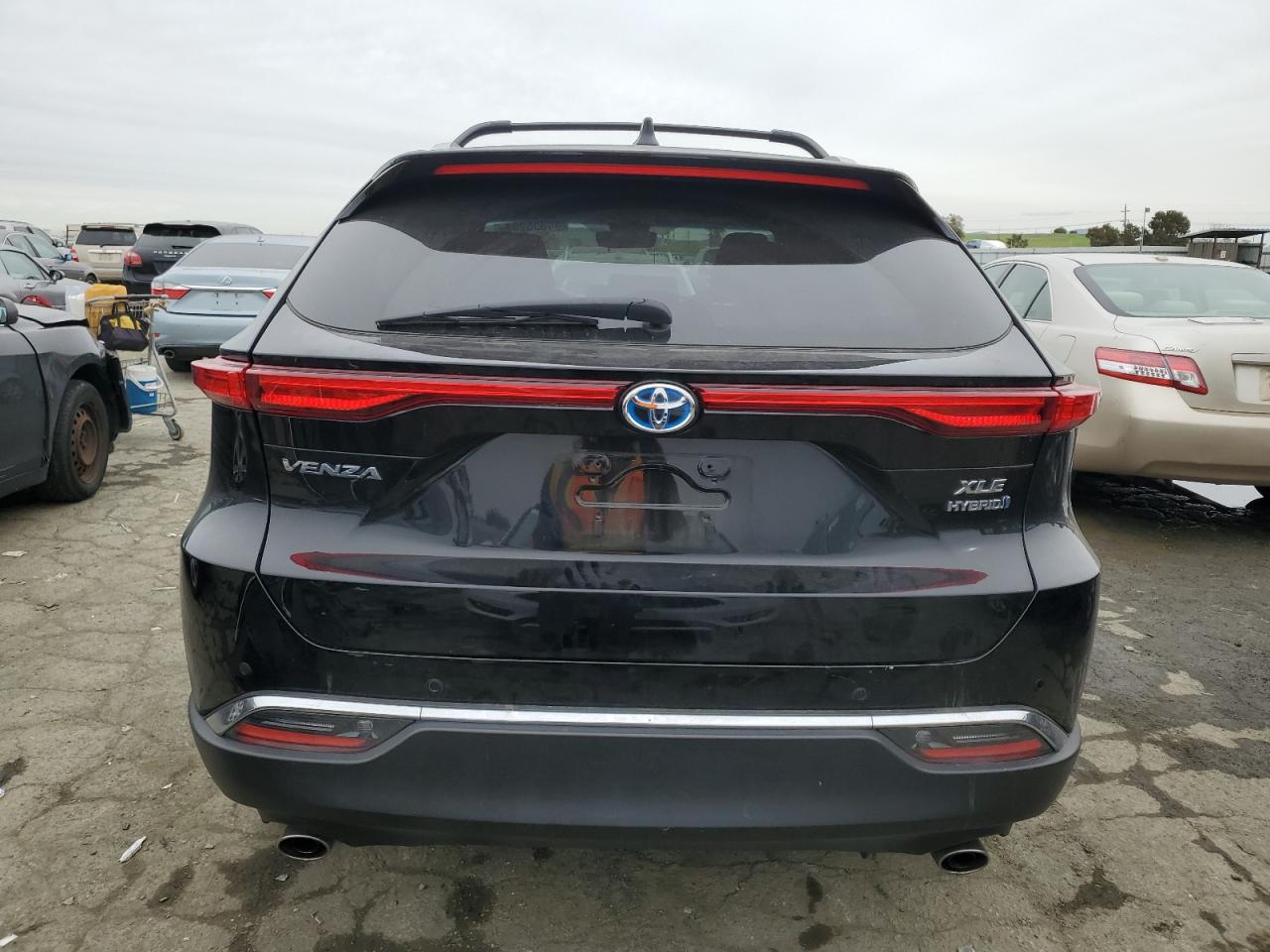 2021 Toyota Venza - Image 6