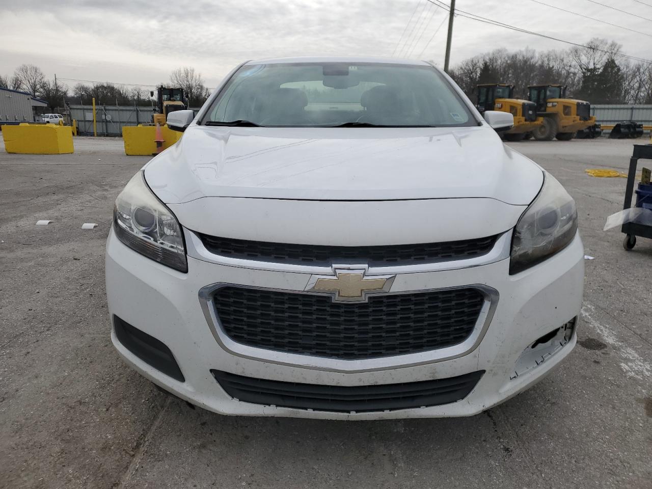 2016 Chevrolet Malibu - Image 5