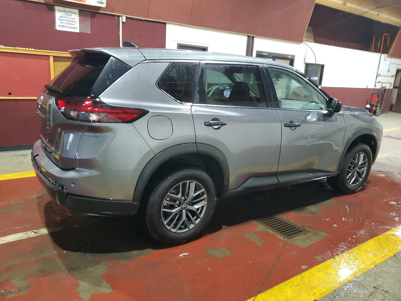 2024 Nissan Rogue - Image 3