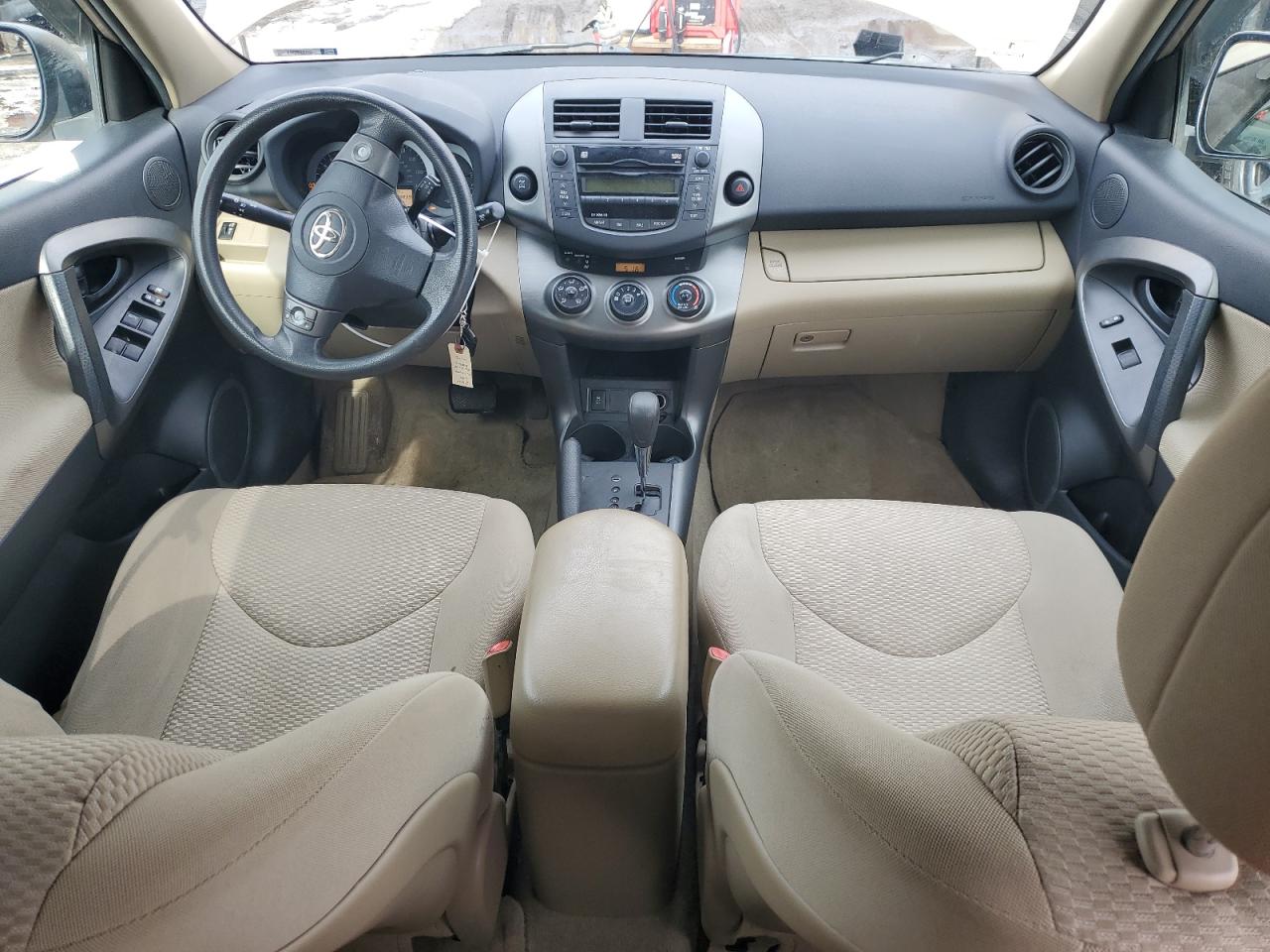 2011 Toyota RAV 4 - Image 8