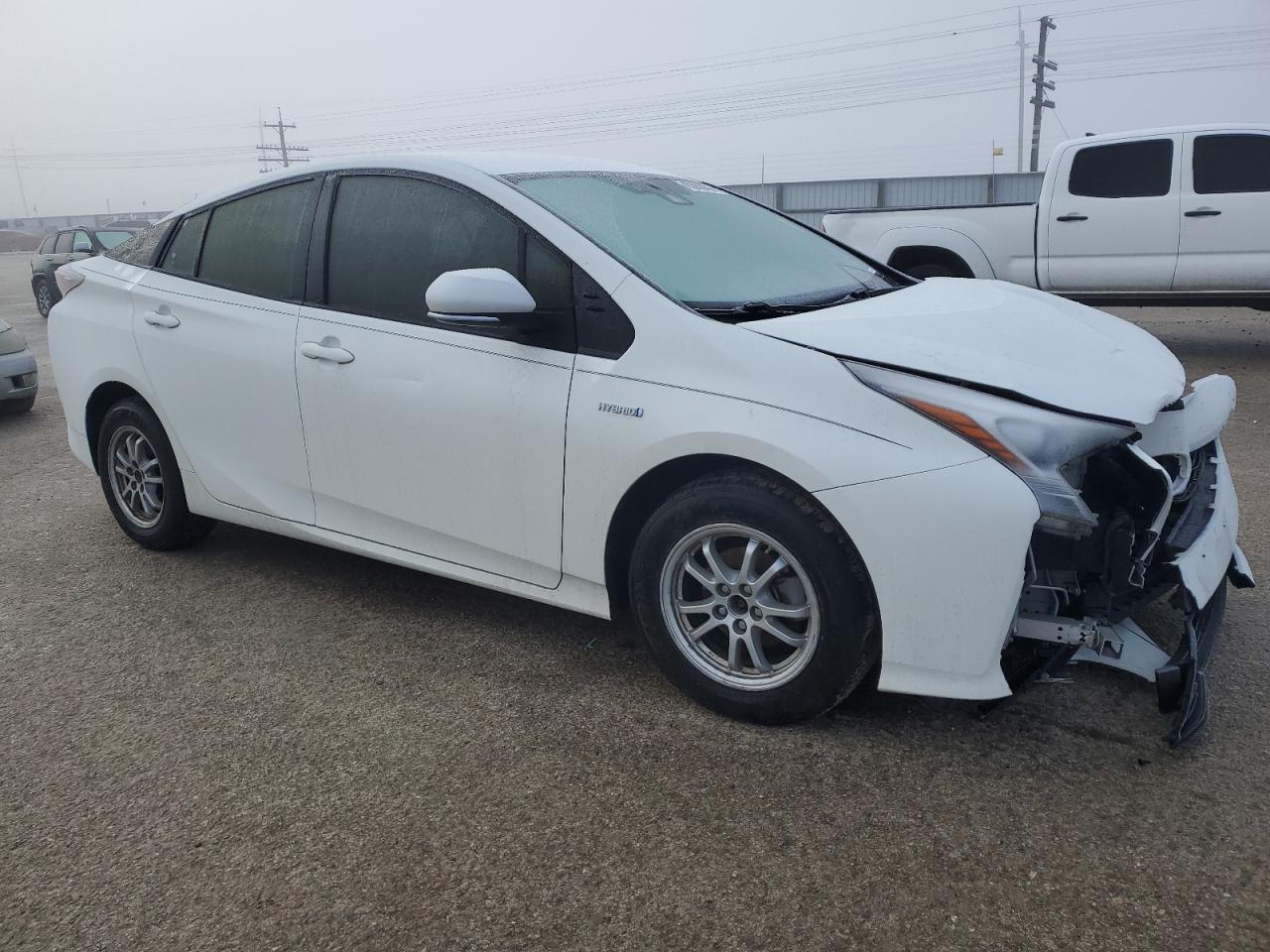 2017 Toyota Prius - Image 4