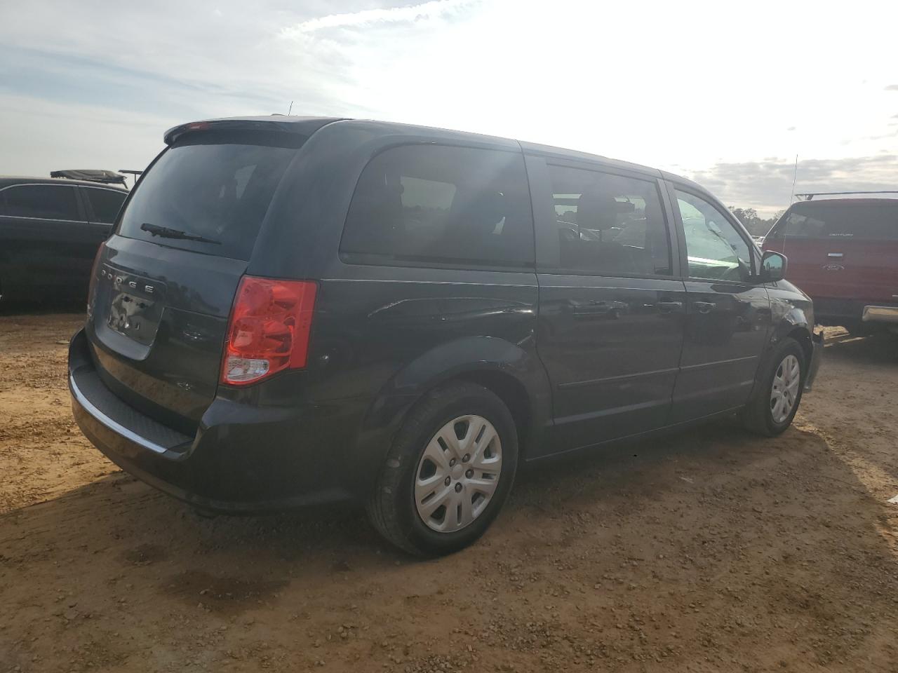 2014 Dodge Caravan - Image 3