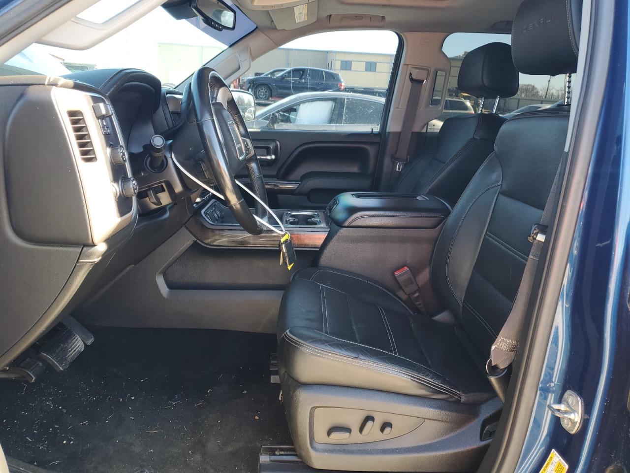 2016 GMC Sierra - Image 7