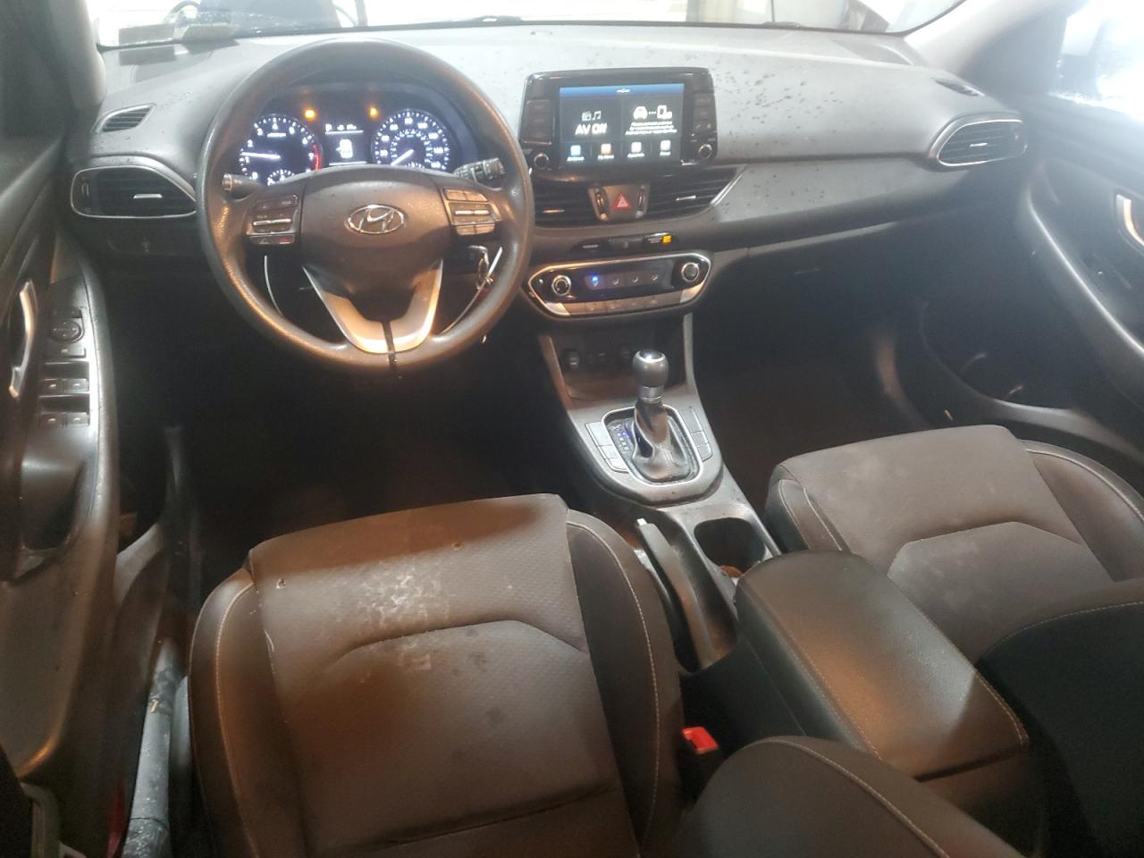 2018 Hyundai Elantra - Image 8