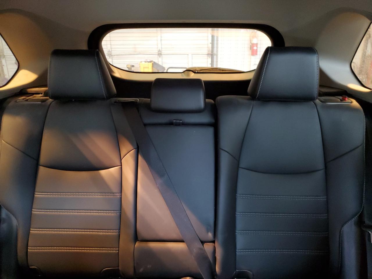 2021 Toyota RAV 4 - Image 10