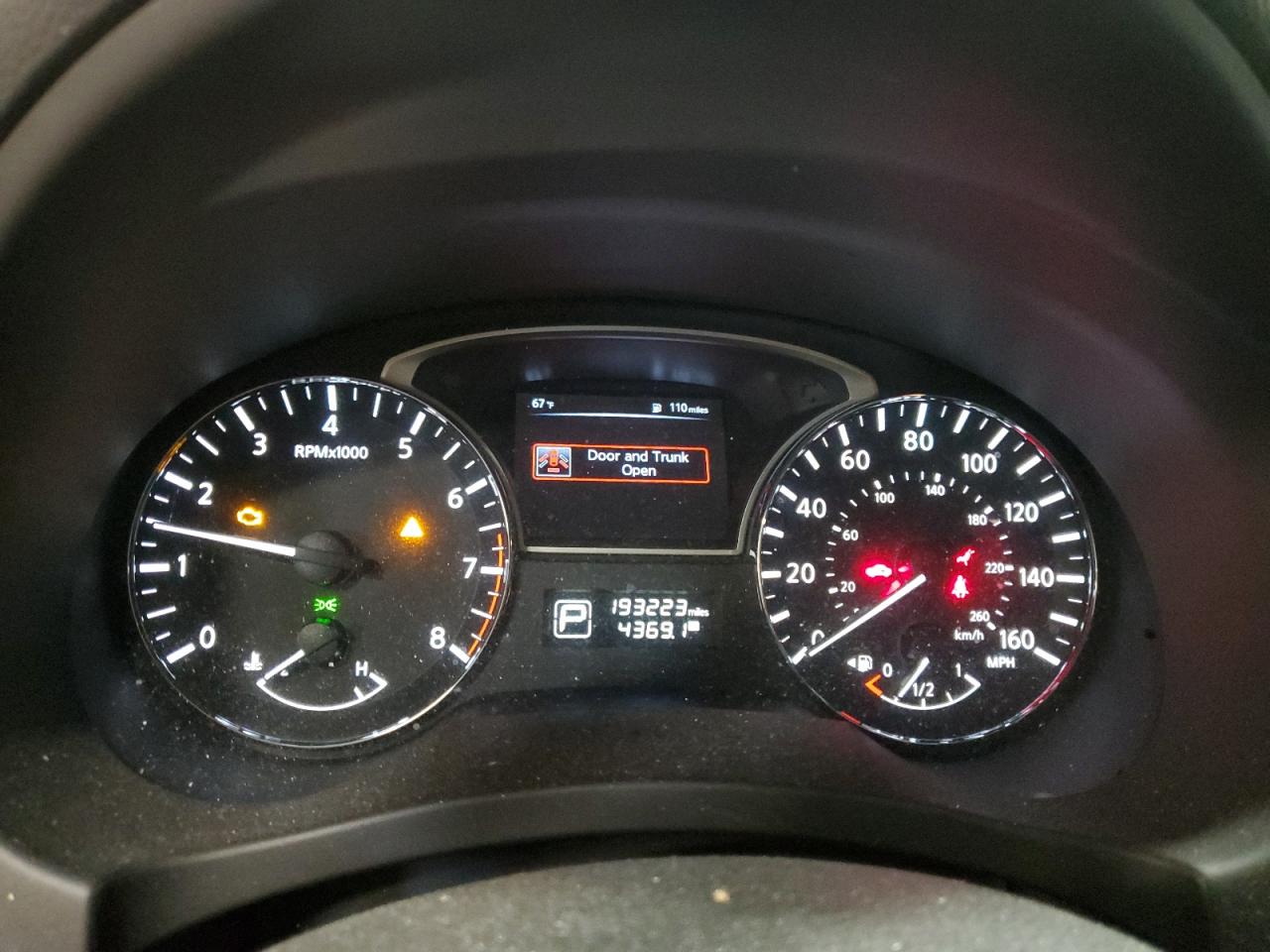 2015 Nissan Altima - Image 9