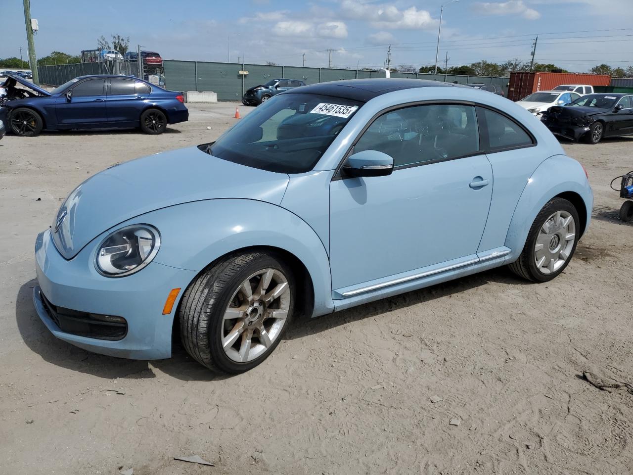 2013 Volkswagen Beetle - Image 1