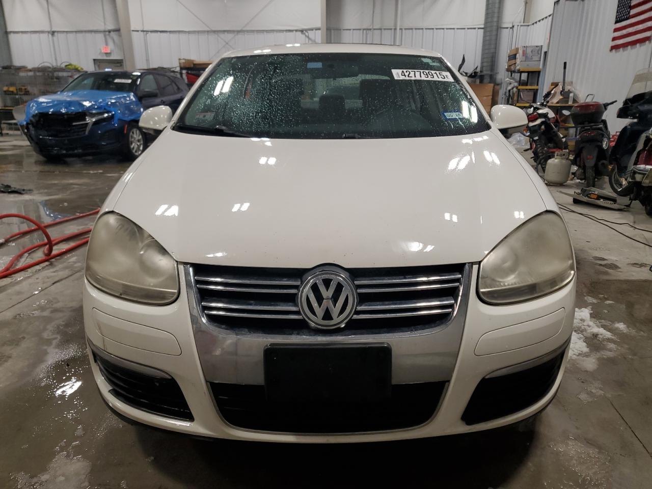 2009 Volkswagen Jetta - Image 5
