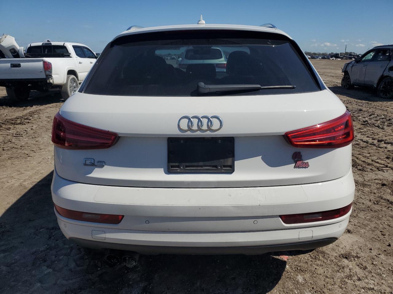 2017 Audi Q3 - Image 6