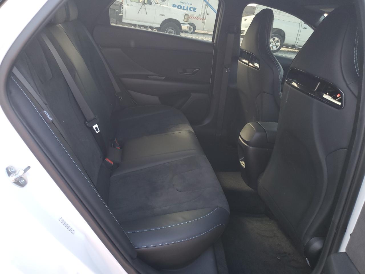 2024 Hyundai Elantra - Image 10