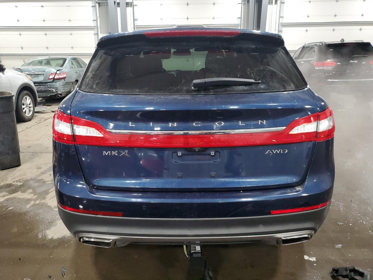 2017 Lincoln MKX - Image 6