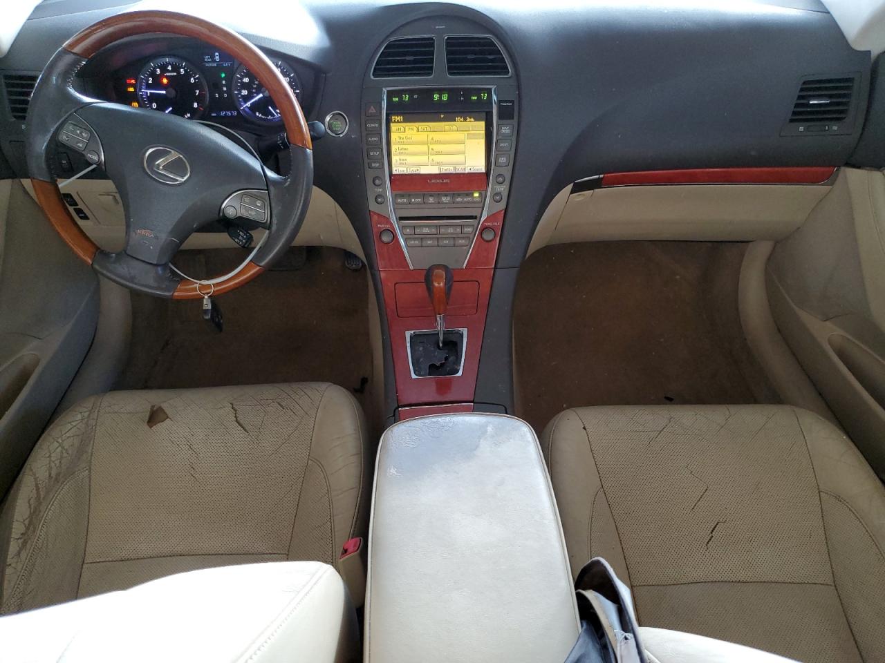 2011 Lexus ES - Image 8