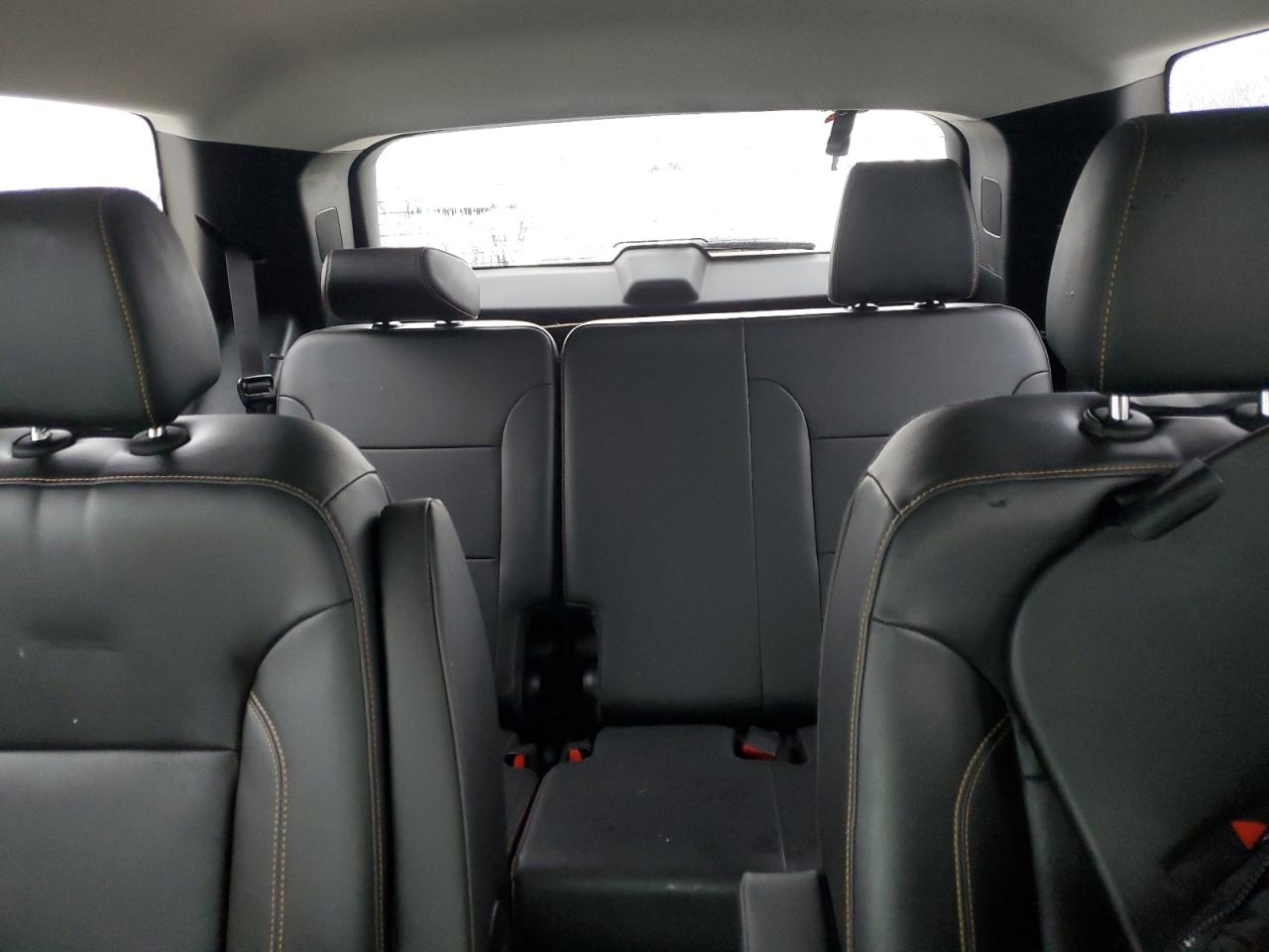 2020 Chevrolet Traverse - Image 10