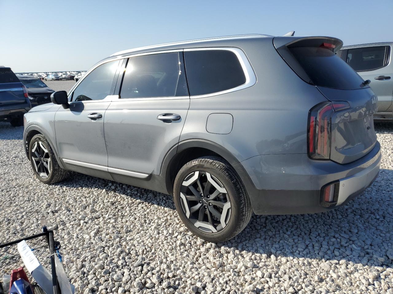 2024 Kia Telluride - Image 2