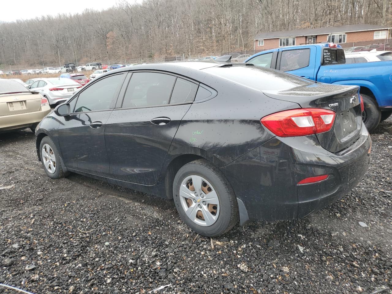 2017 Chevrolet Cruze - Image 2