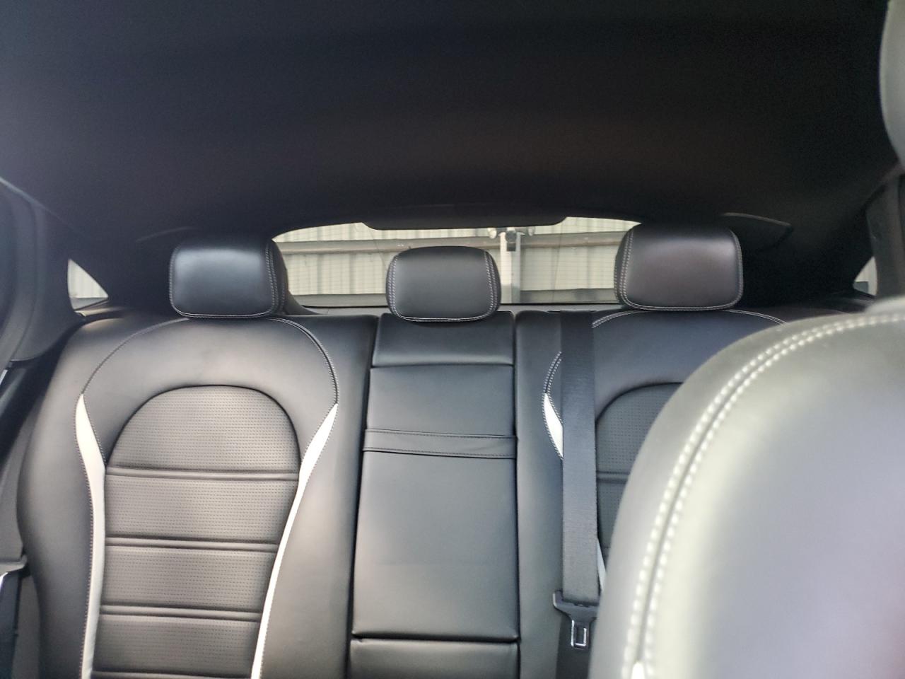 2021 Mercedes-Benz GLC - Image 10