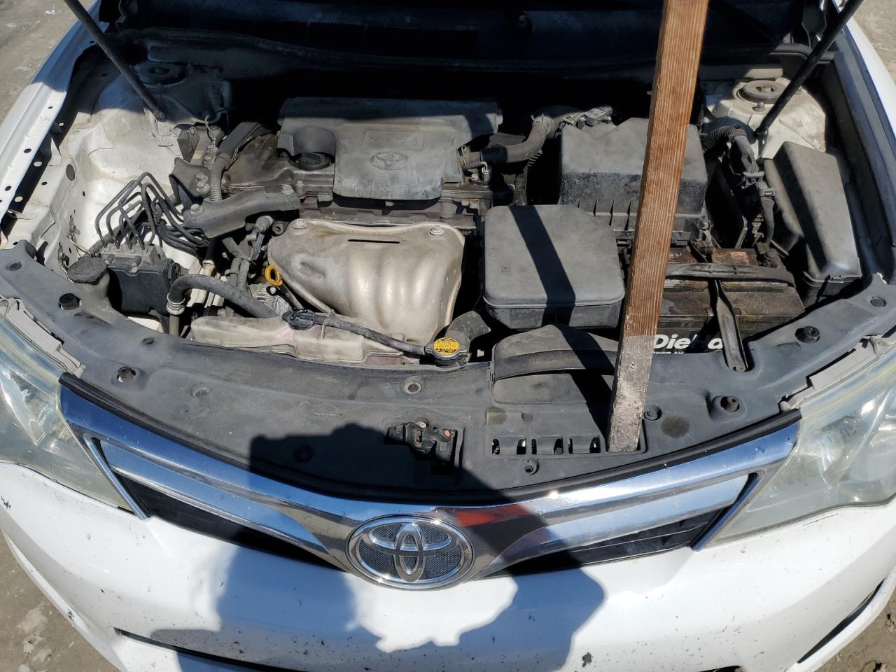 2012 Toyota Camry - Image 11