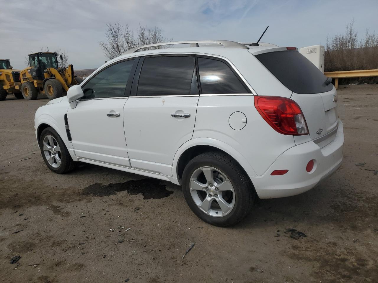 2013 Chevrolet Captiva - Image 2