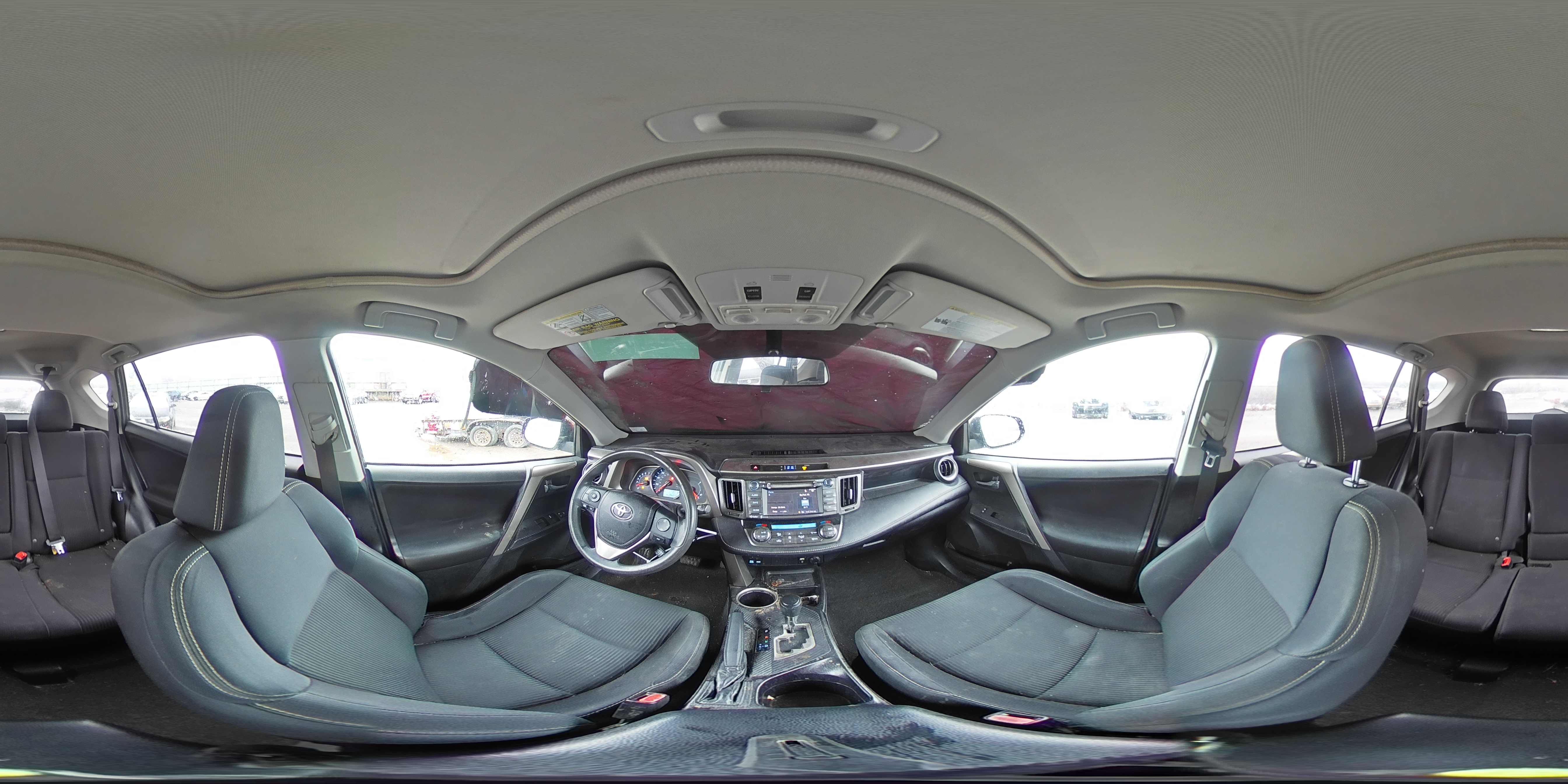 2015 Toyota RAV 4 - Image 13