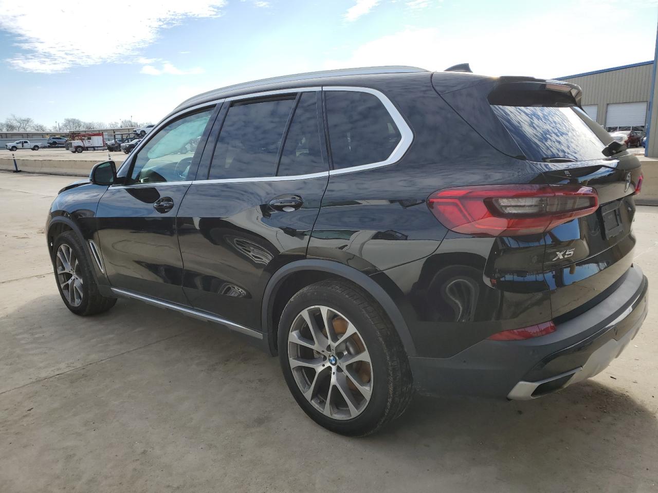 2020 BMW X5 - Image 2