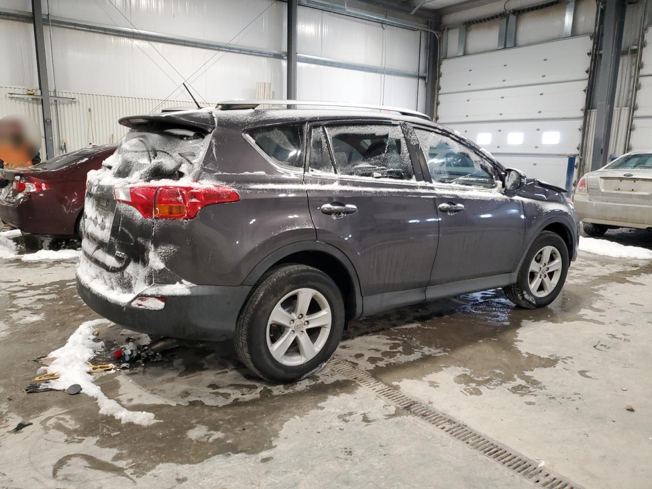 2013 Toyota RAV 4 - Image 3