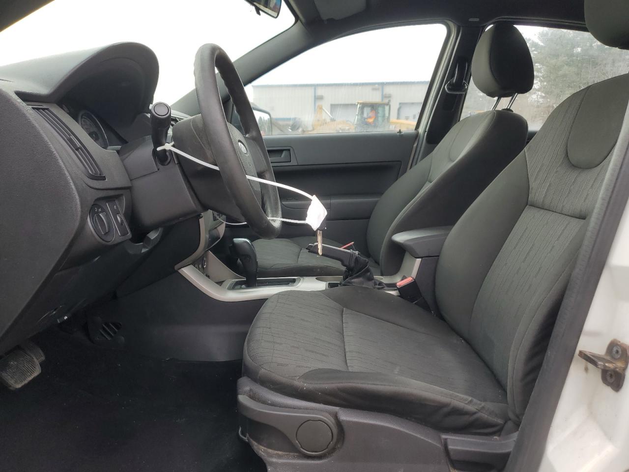 2009 Ford Focus - Image 7