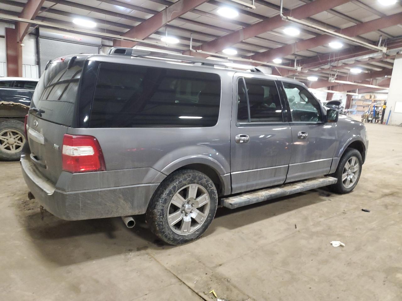 2010 Ford Expedition - Image 3