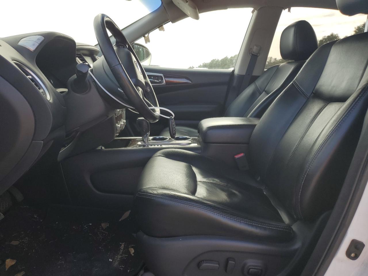 2013 Nissan Pathfinder - Image 7