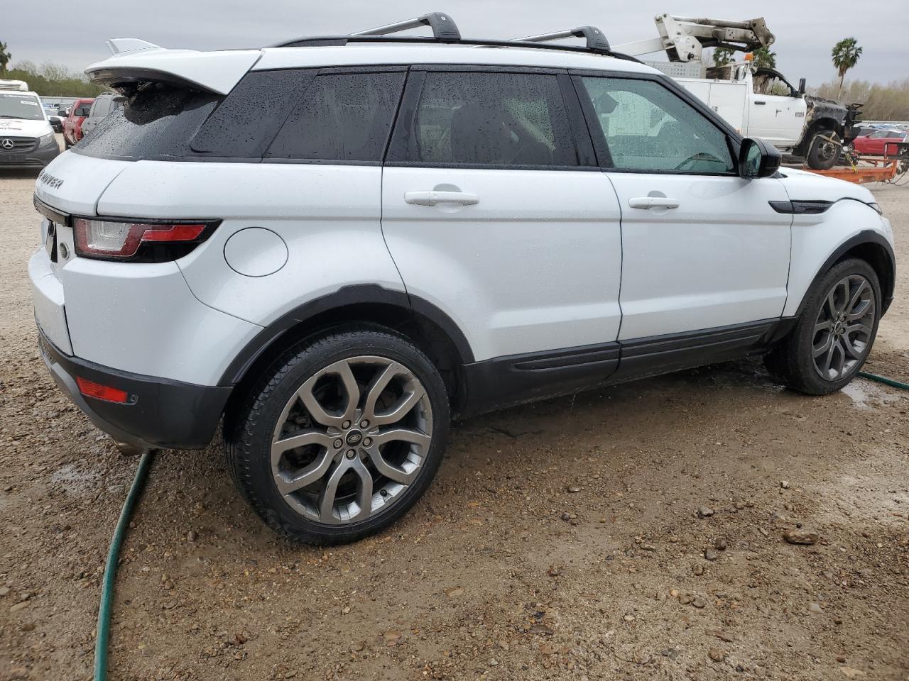 2016 Land Rover Range Rover - Image 3