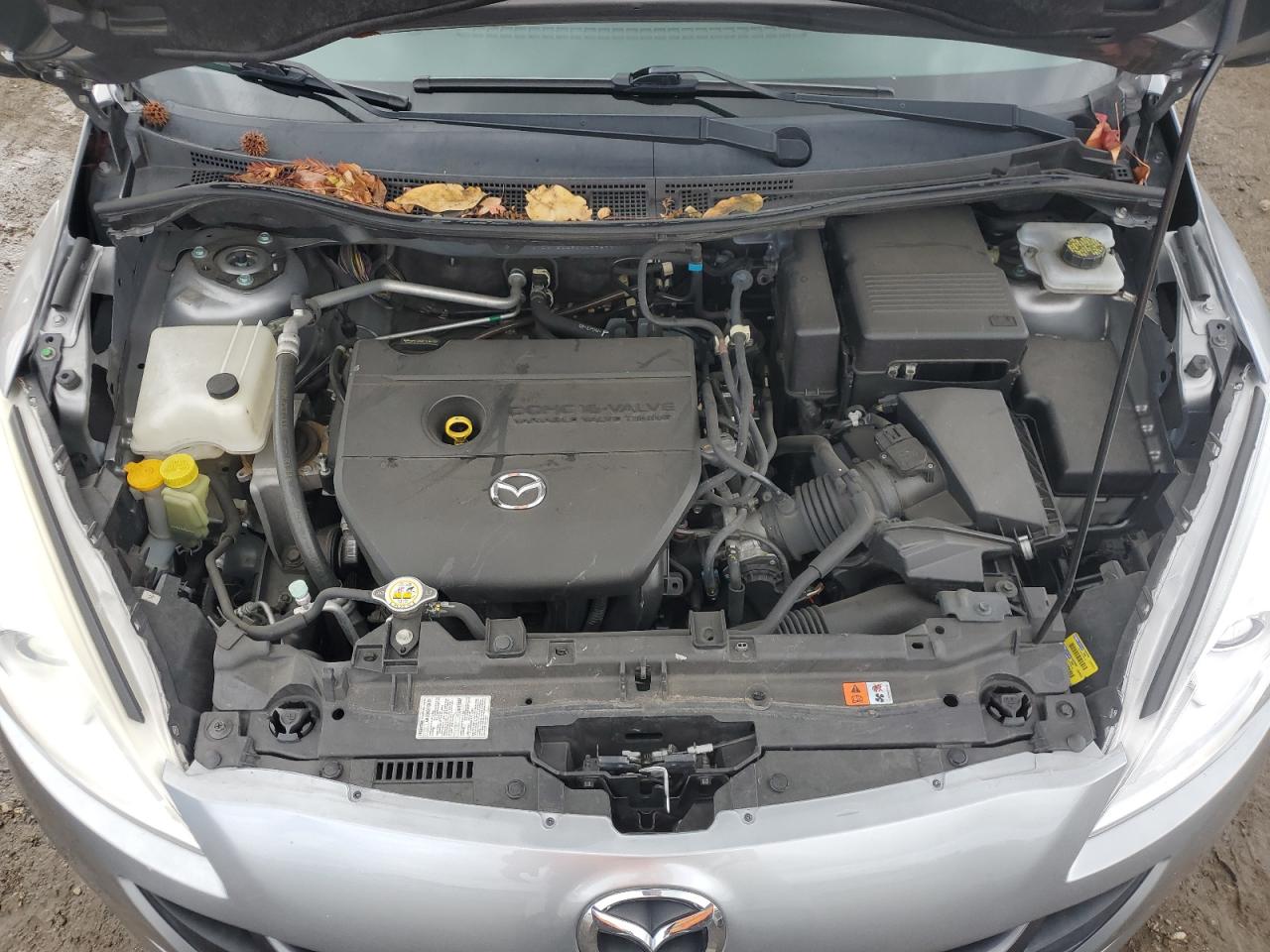 2013 Mazda 5 - Image 12