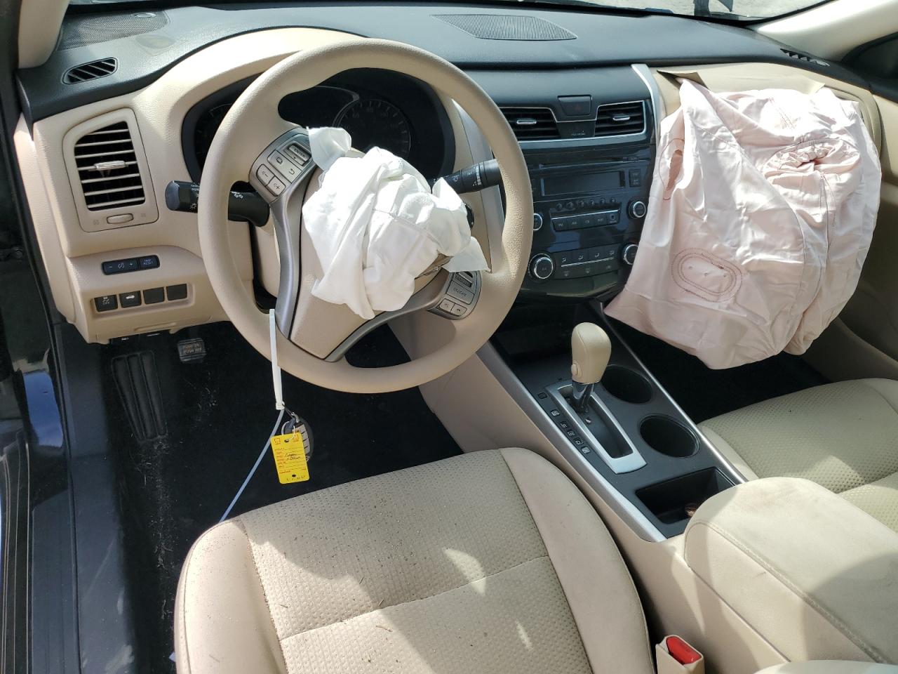 2015 Nissan Altima - Image 8