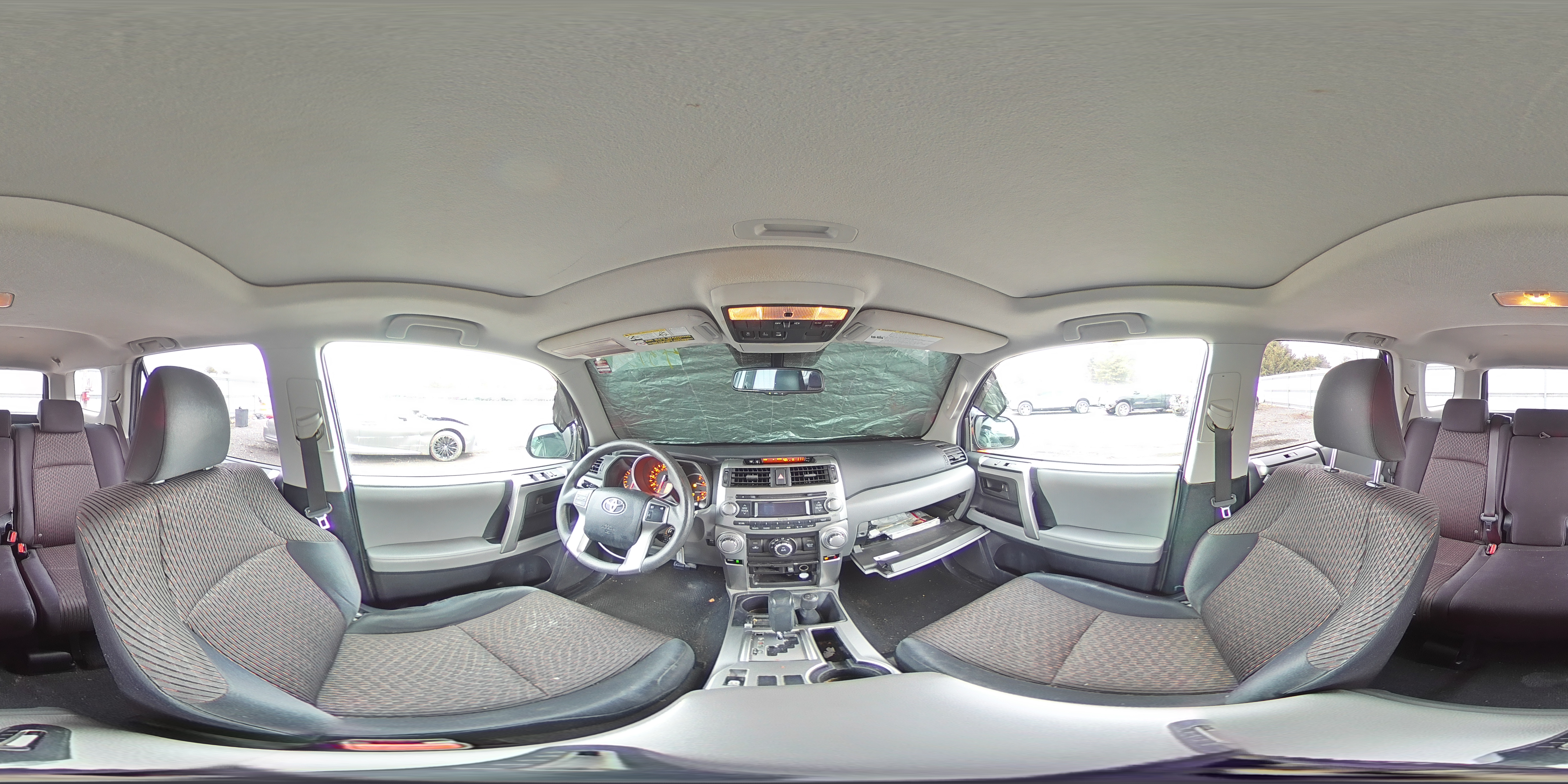 2010 Toyota 4Runner - Image 14