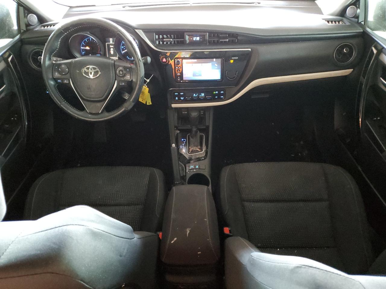 2017 Toyota Corolla - Image 8