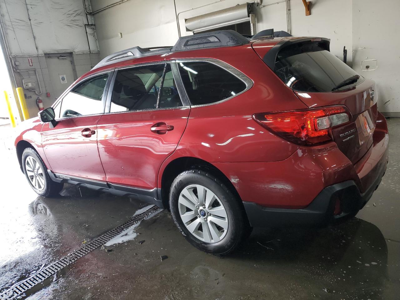 2019 Subaru Outback - Image 2