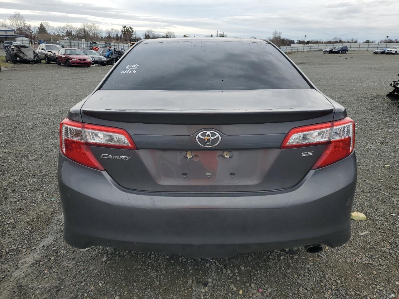 2014 Toyota Camry - Image 6