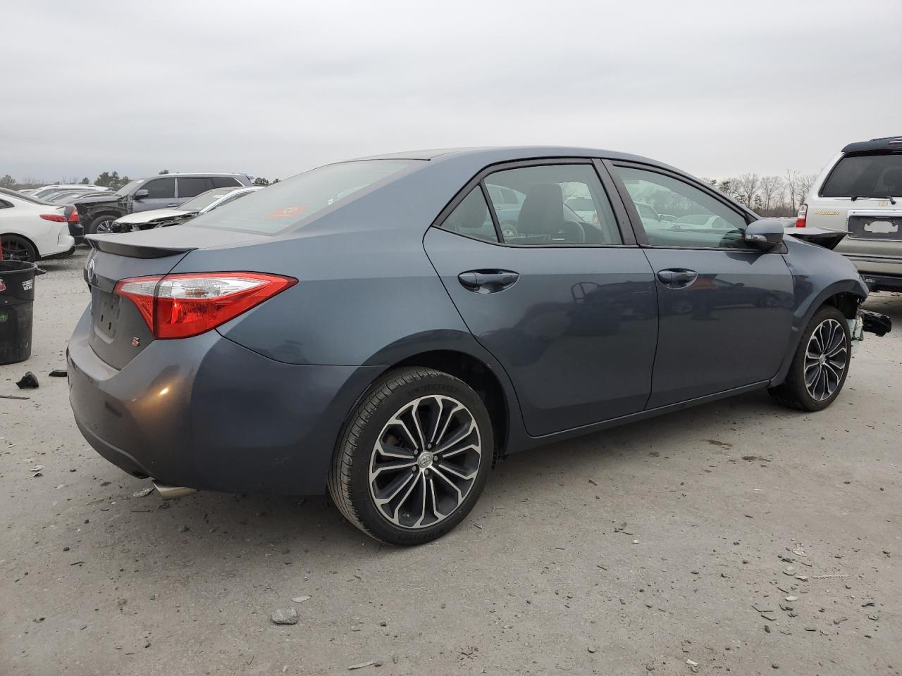 2015 Toyota Corolla - Image 3
