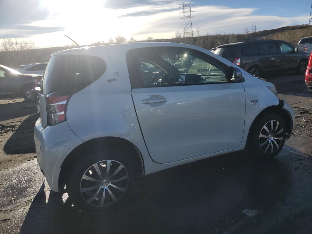 2014 Toyota iQ - Image 3